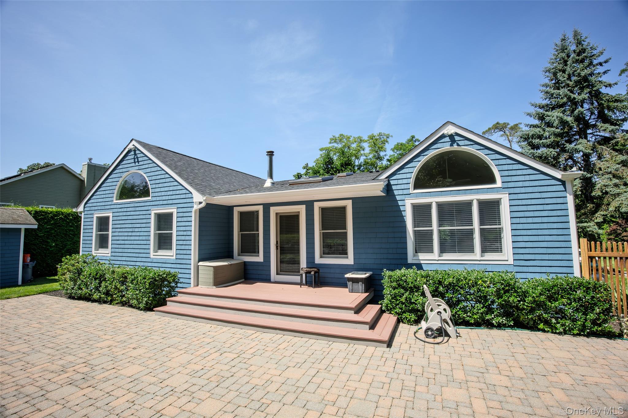 5 Soundview Drive – For Sale photo 6