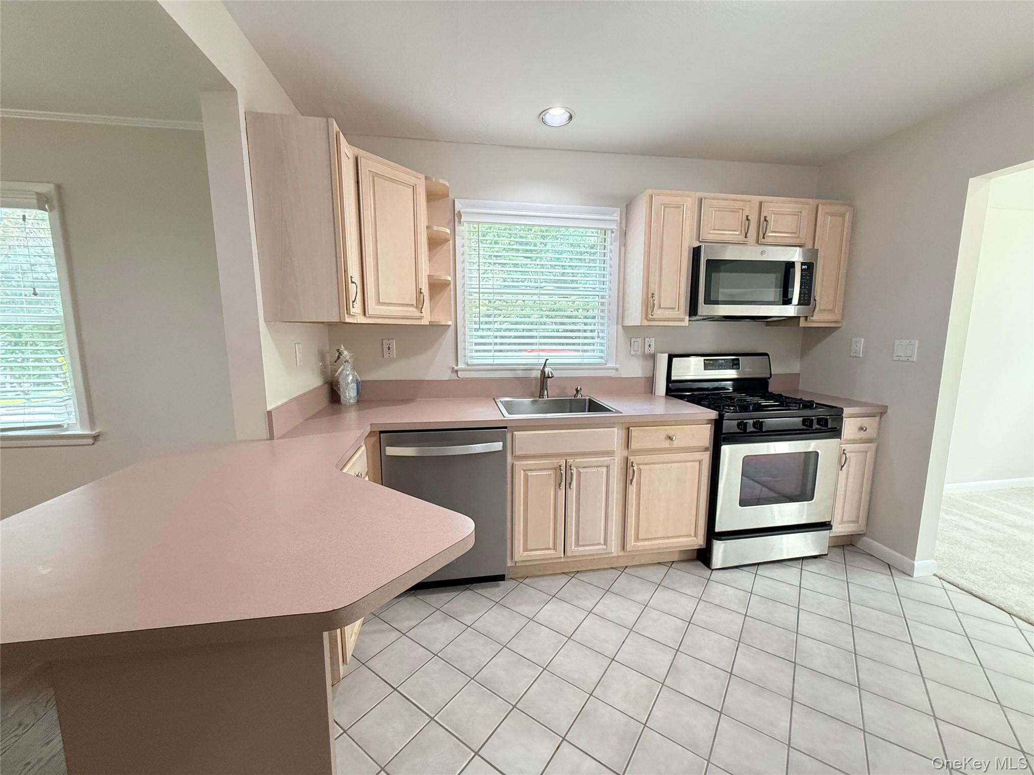 5 Soundview Drive – For Sale photo 38