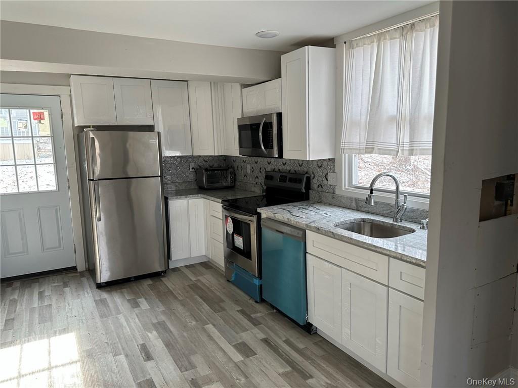 2 Hillside Road – For Rent photo 2