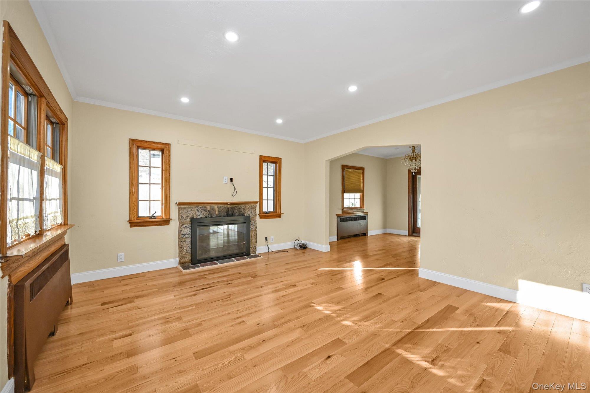 85-11 Eton Street – For Sale photo 3