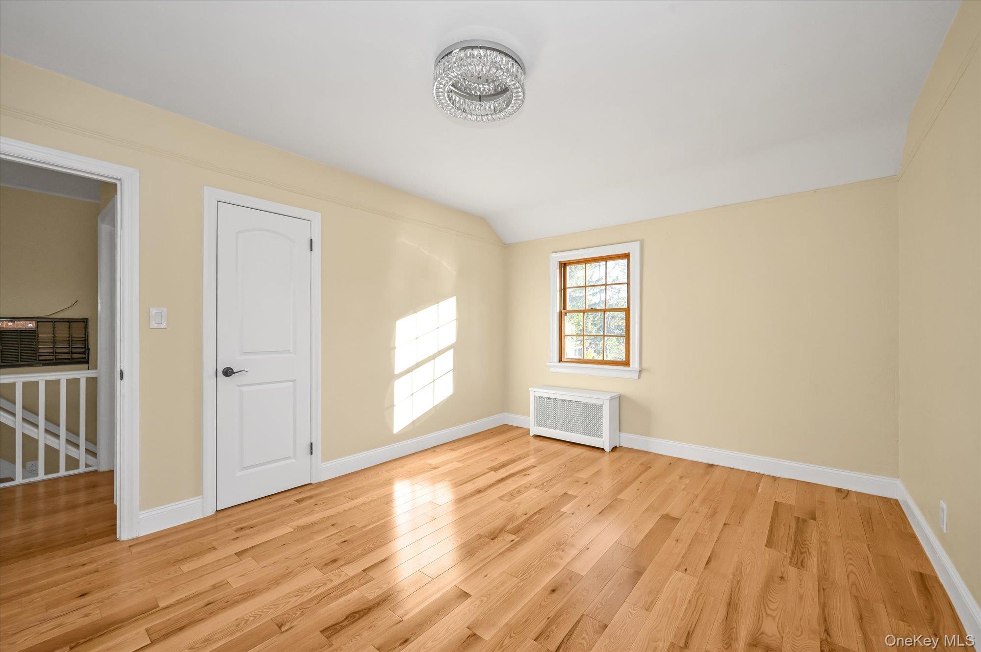 85-11 Eton Street – For Sale photo 12