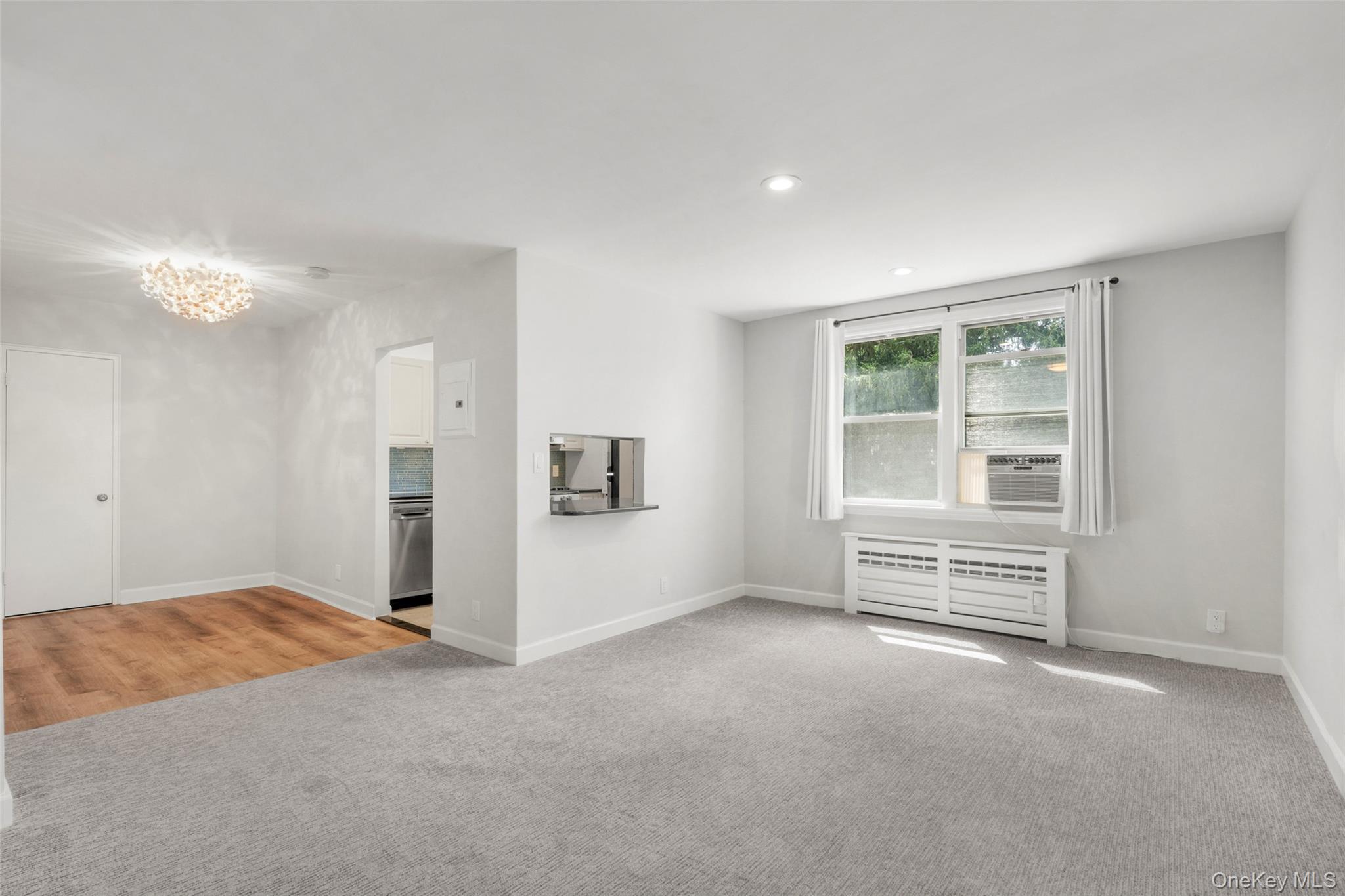 9 Bryant Crescent, Unit 1J photo 8