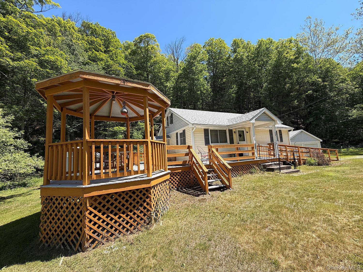 441 County Road 94 Hankins – For Sale photo 9