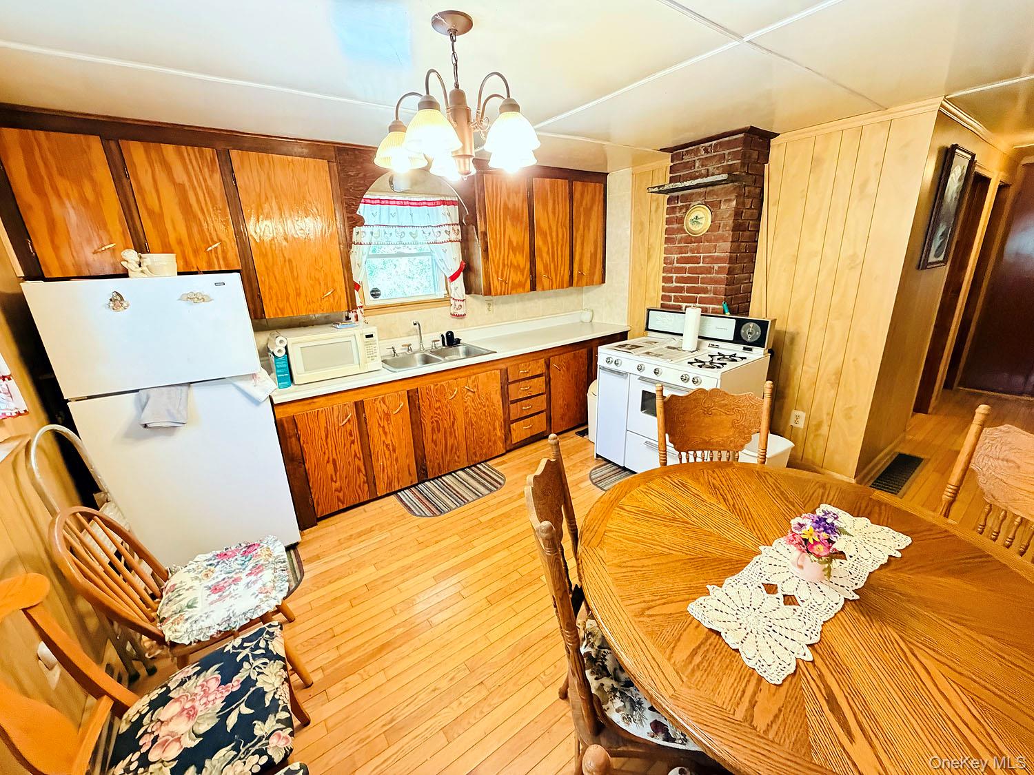 441 County Road 94 Hankins – For Sale photo 15