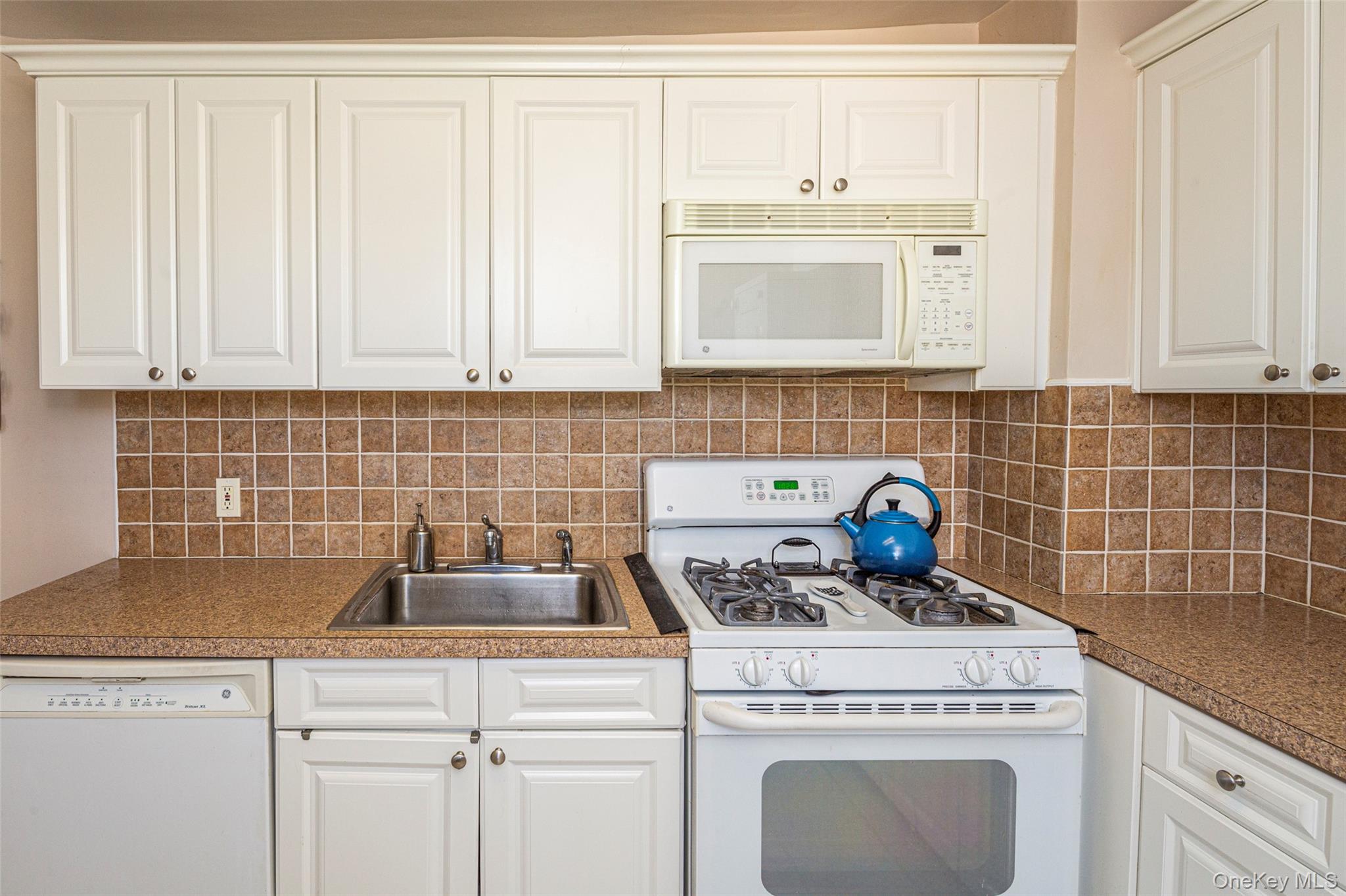 63 Wallace Street – For Sale photo 14