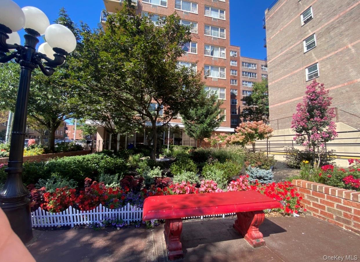 8111 45th Avenue, Unit 5C photo 2