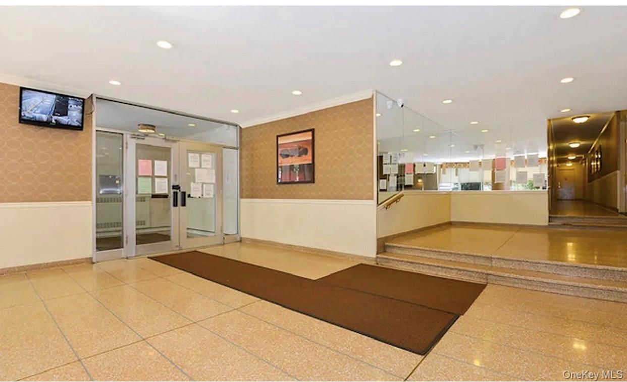 8111 45th Avenue, Unit 5C photo 5