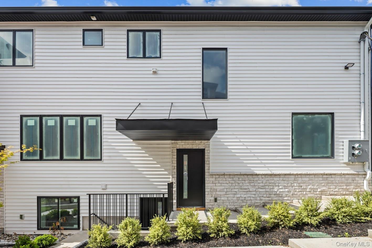 35 Prospect Street, Unit 113 photo 4