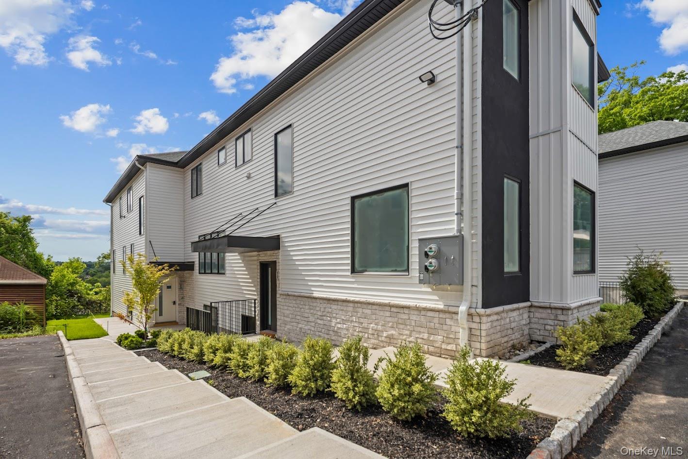 35 Prospect Street, Unit 113 photo 3