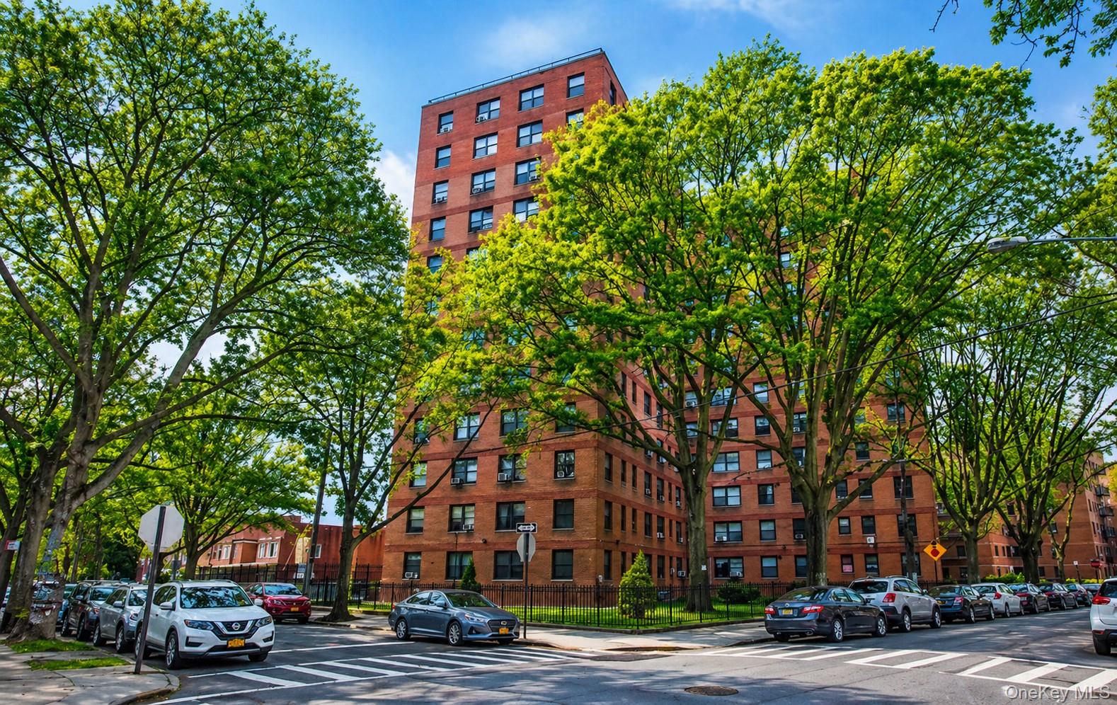 6434 102nd Street, Unit 11M