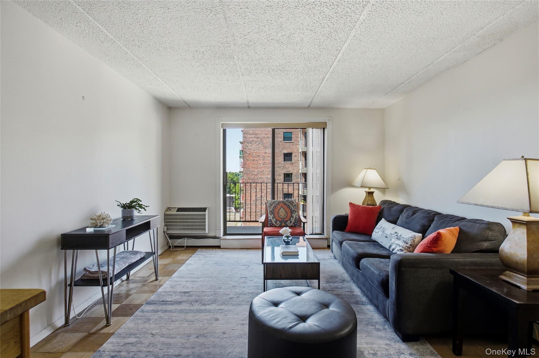 687 Bronx River Road, Unit 6C photo 6
