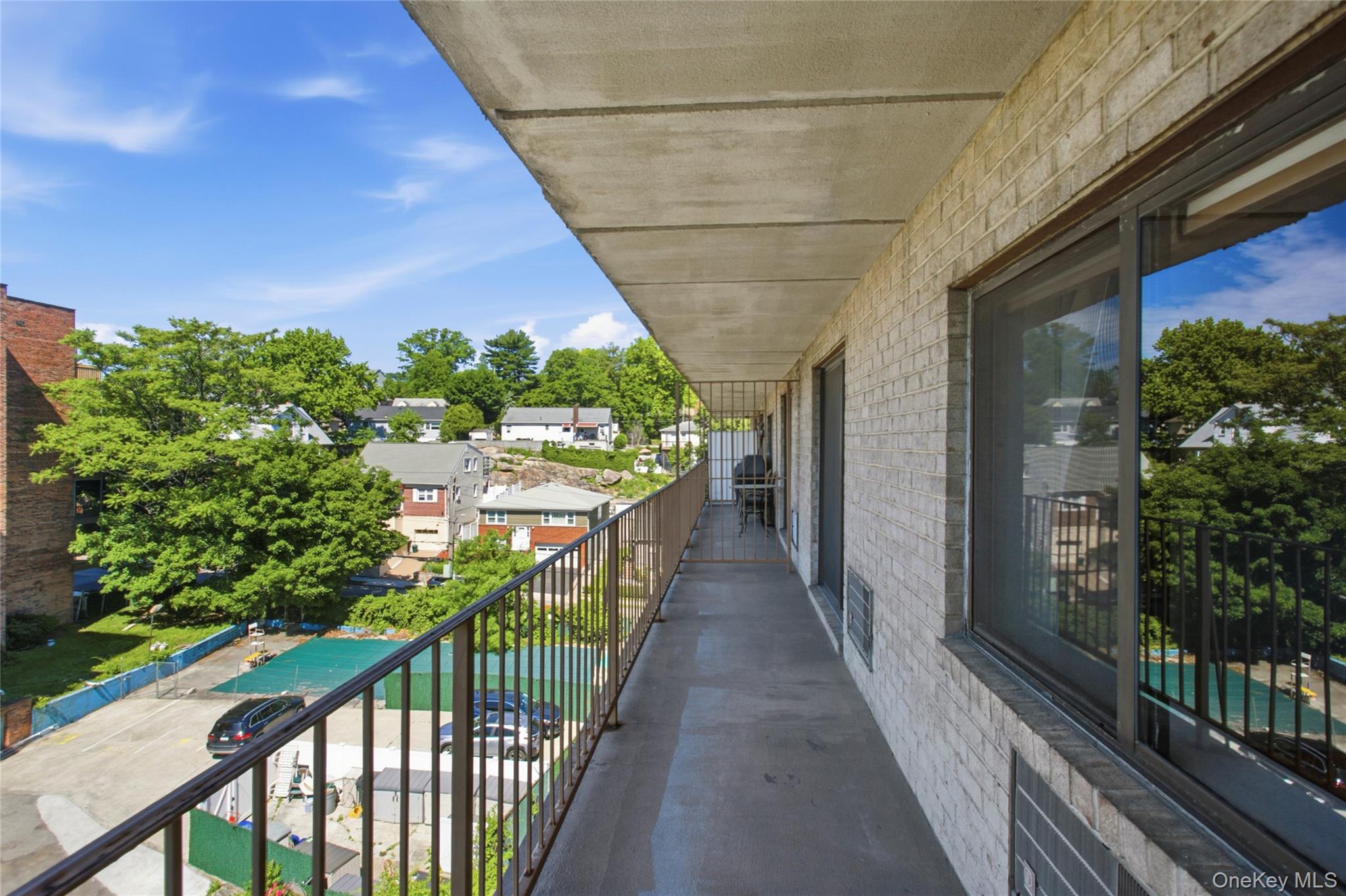687 Bronx River Road, Unit 6C photo 18