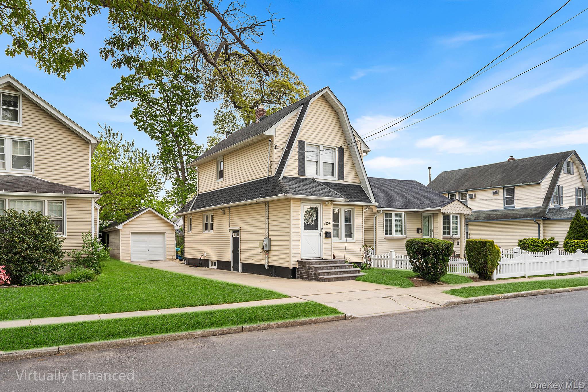 123 East Avenue – For Sale photo 2