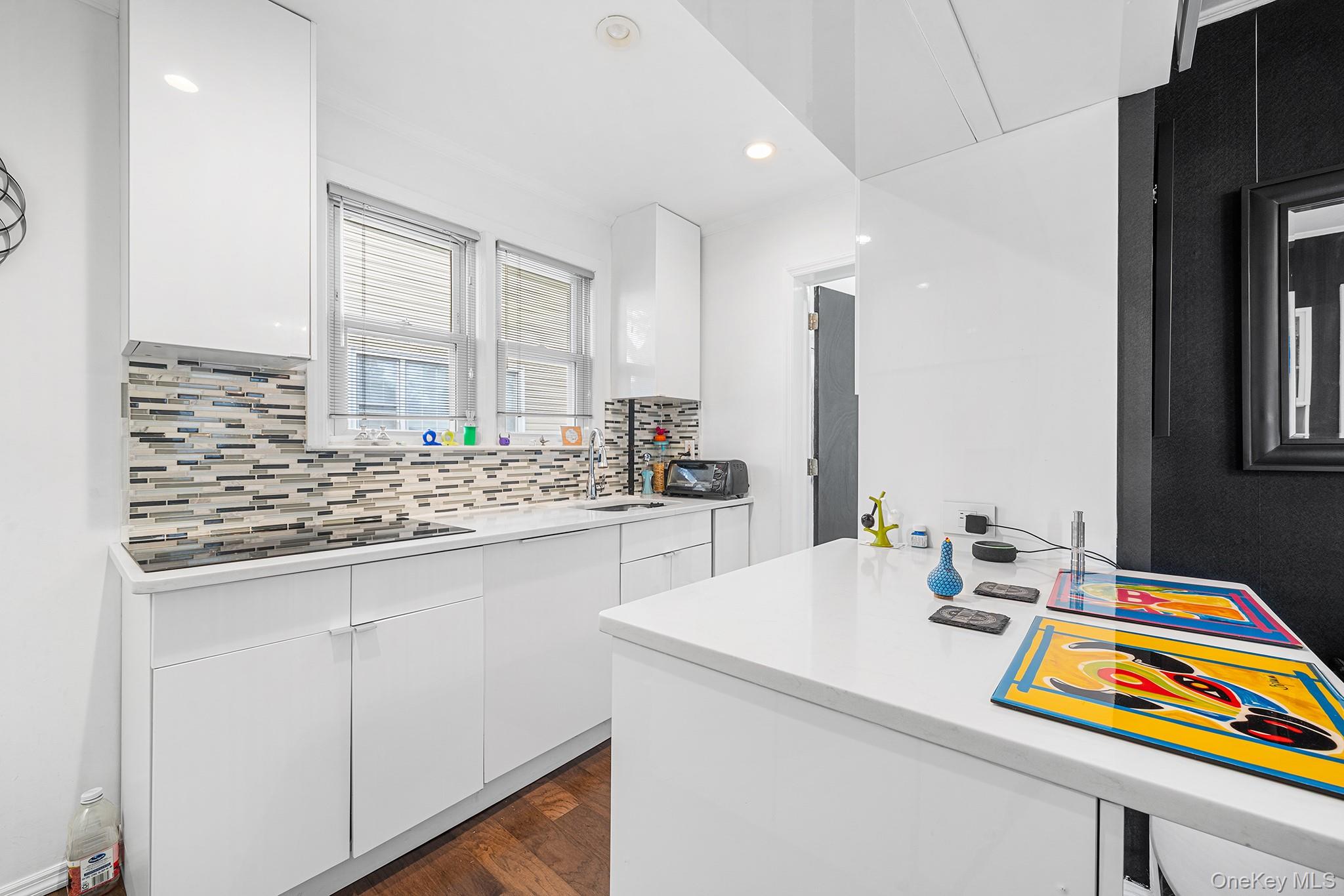123 East Avenue – For Sale photo 8