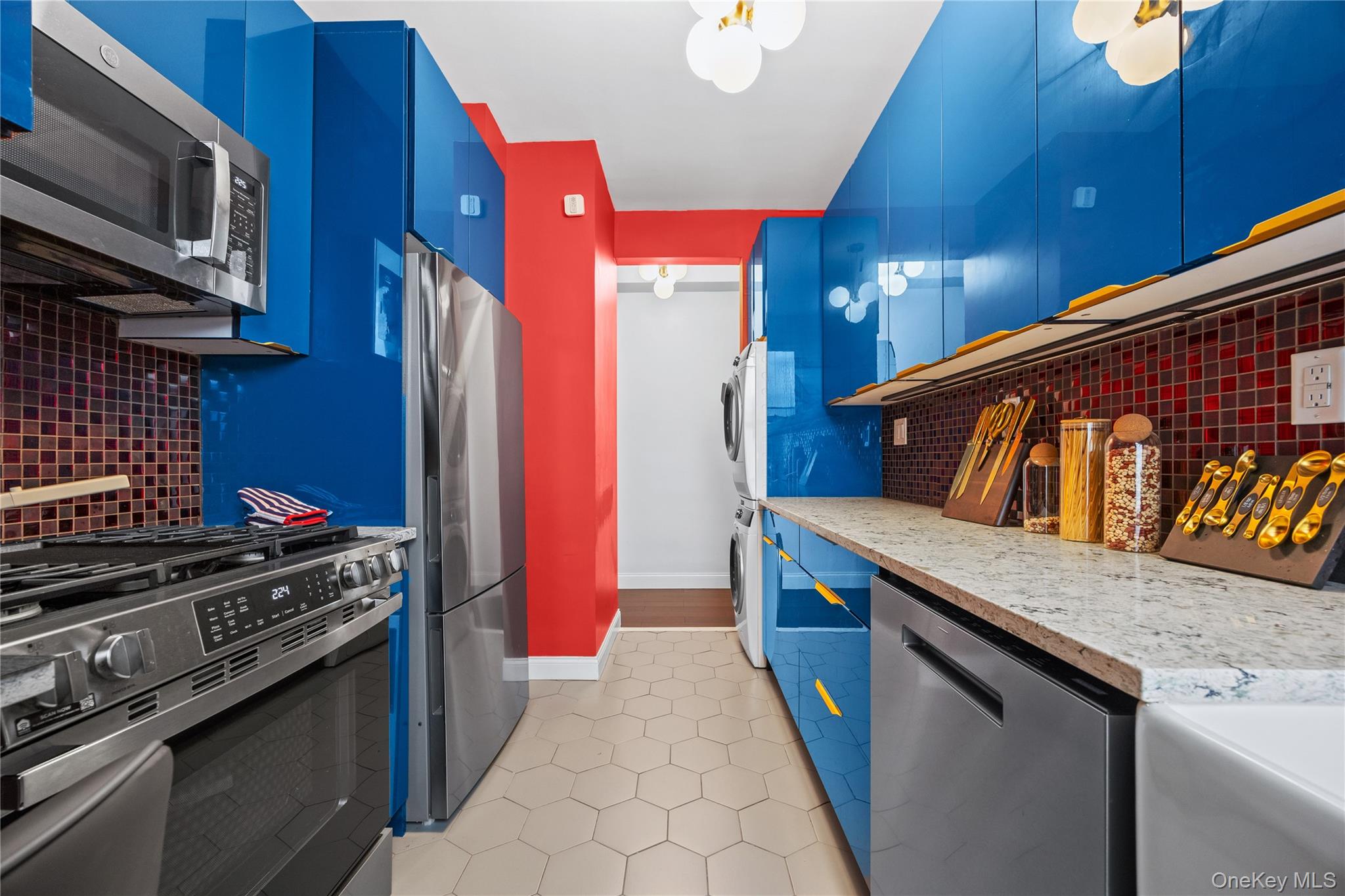 725 Riverside Drive, Unit 9C photo 10
