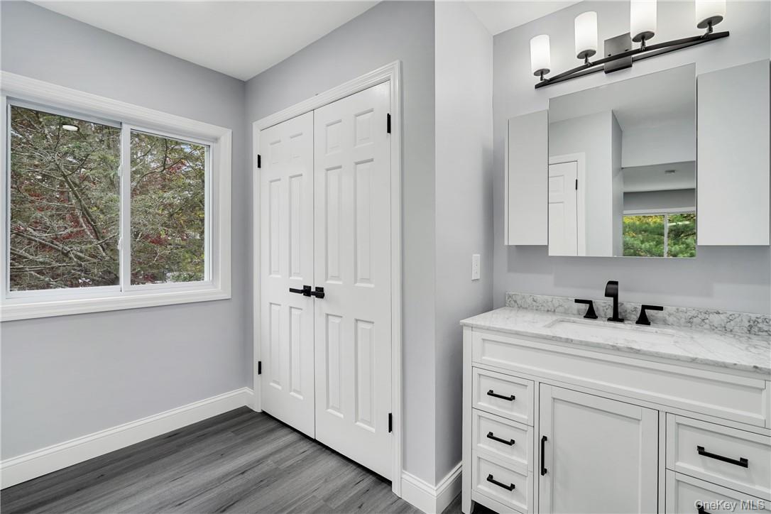 25 Barker Street, Unit 102 photo 14