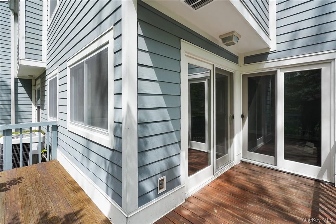 25 Barker Street, Unit 102 photo 21