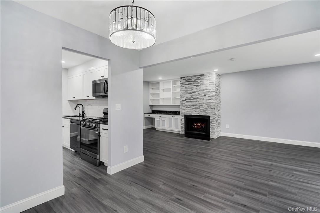 25 Barker Street, Unit 102 photo 6