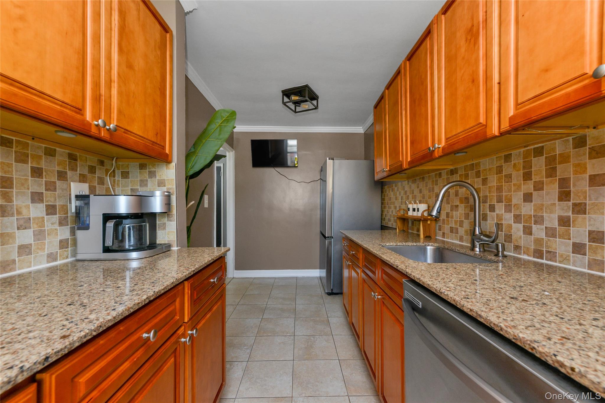 70 Locust Avenue, Unit 504B photo 9
