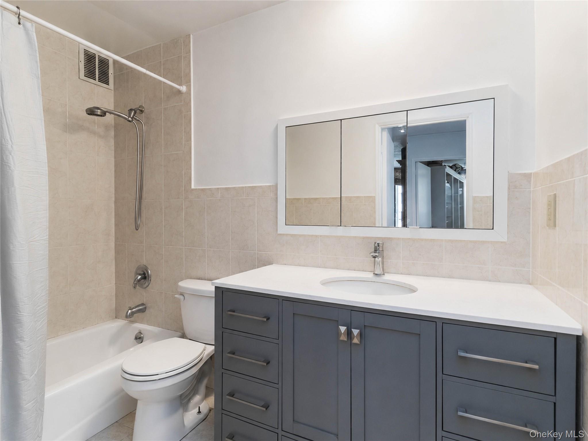 7-25 166 Street, Unit 6A photo 16