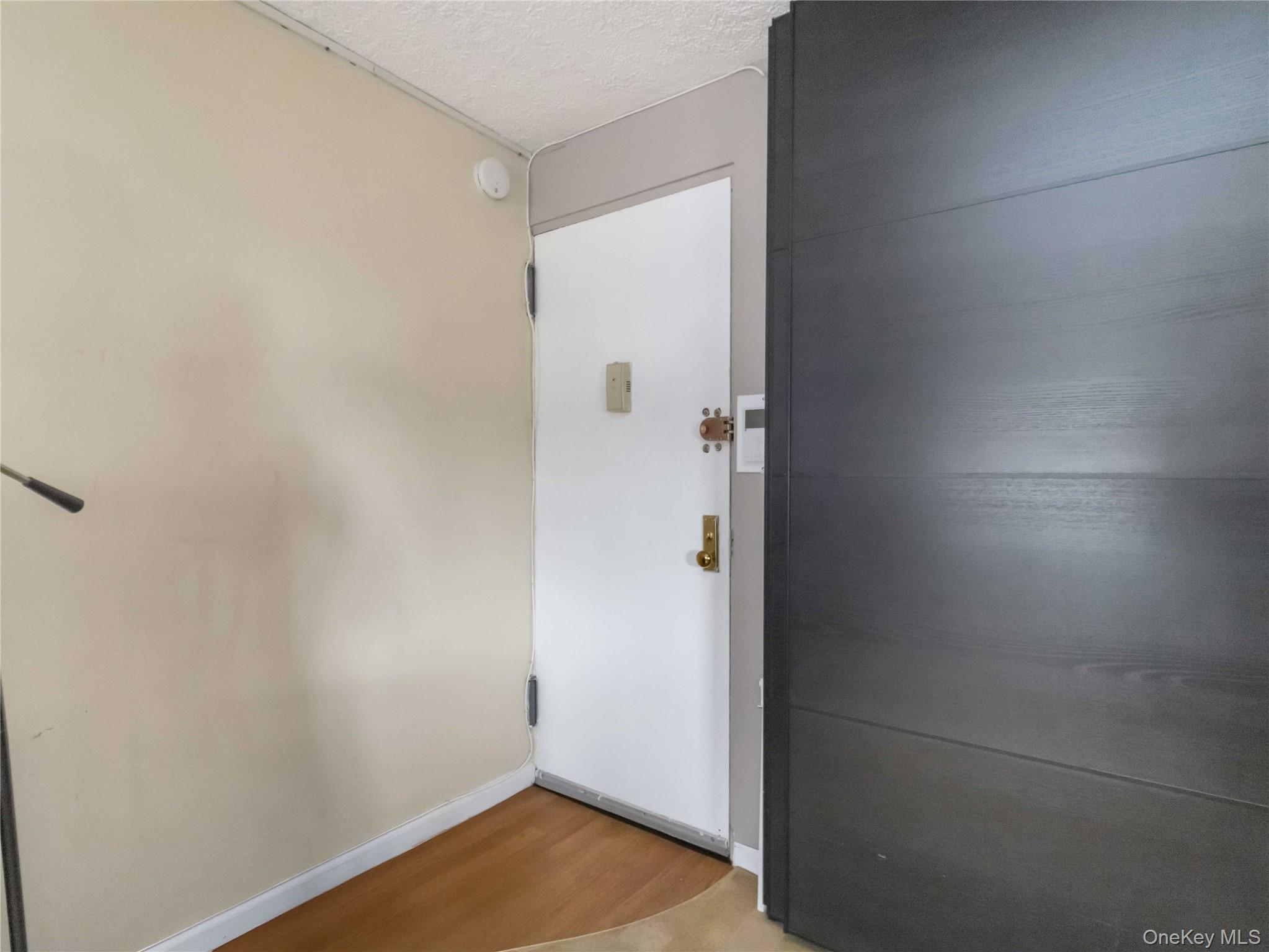 7-25 166 Street, Unit 6A photo 2
