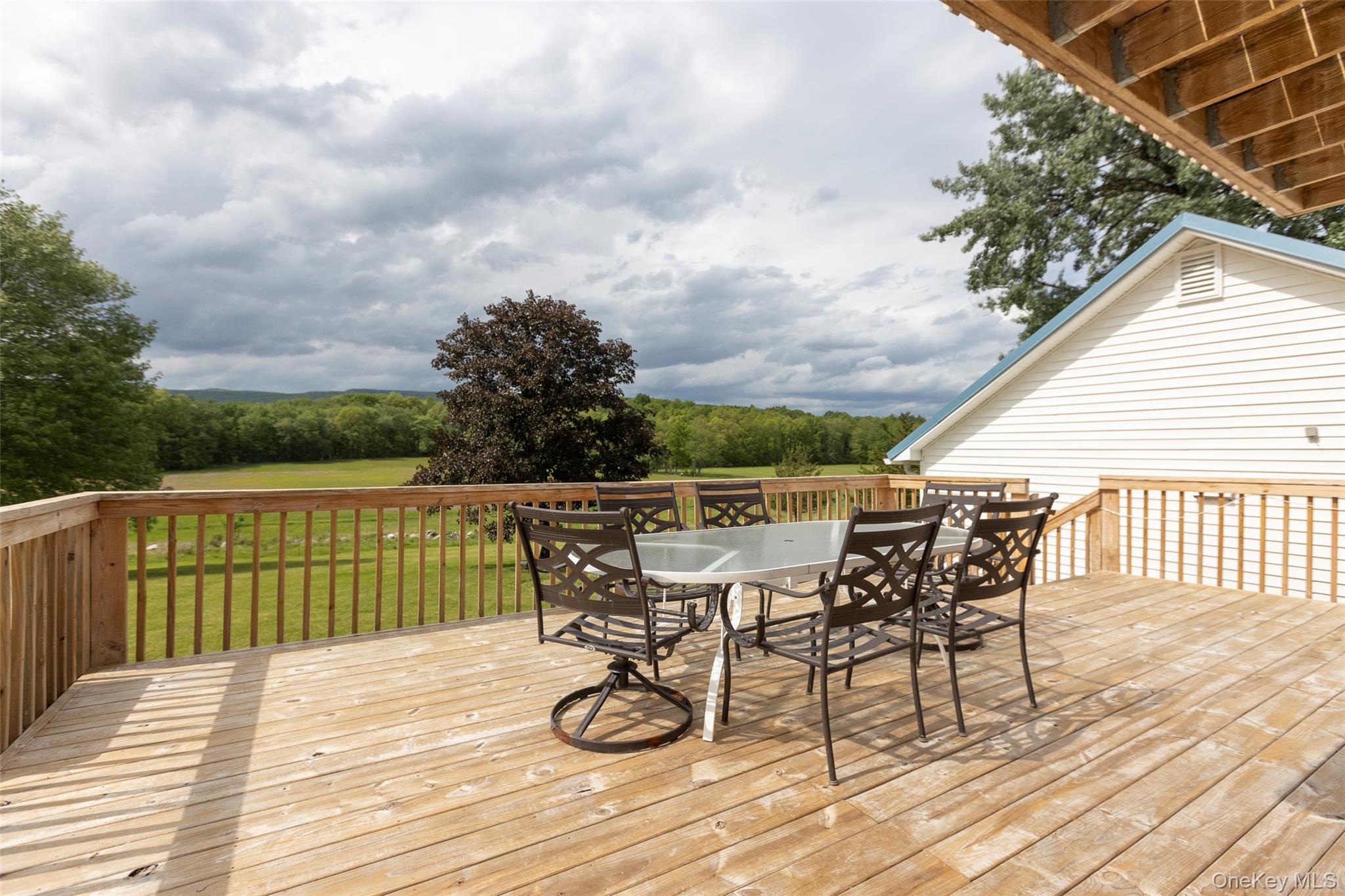 4 Low Road – For Sale photo 29