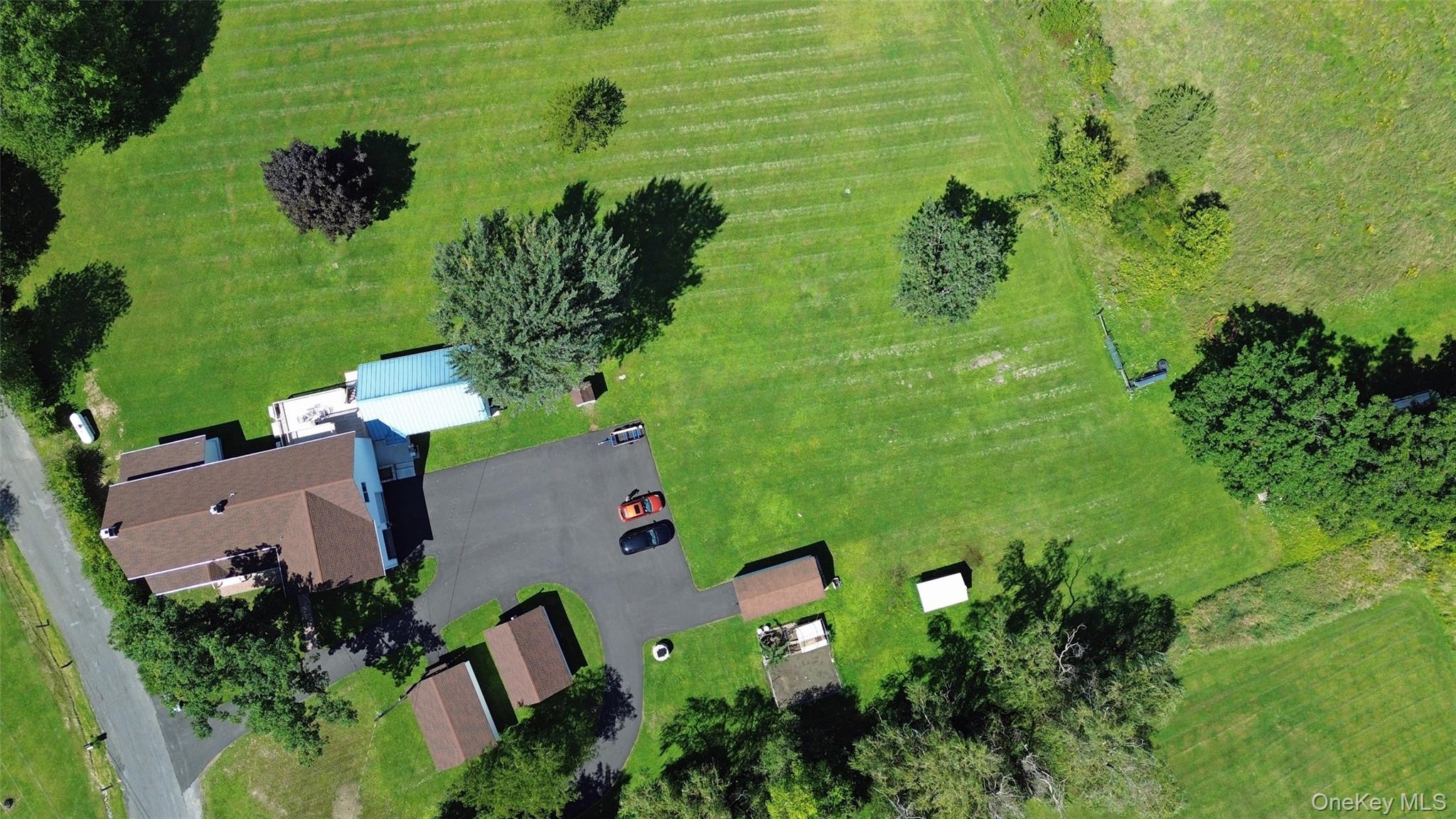 4 Low Road – For Sale photo 4