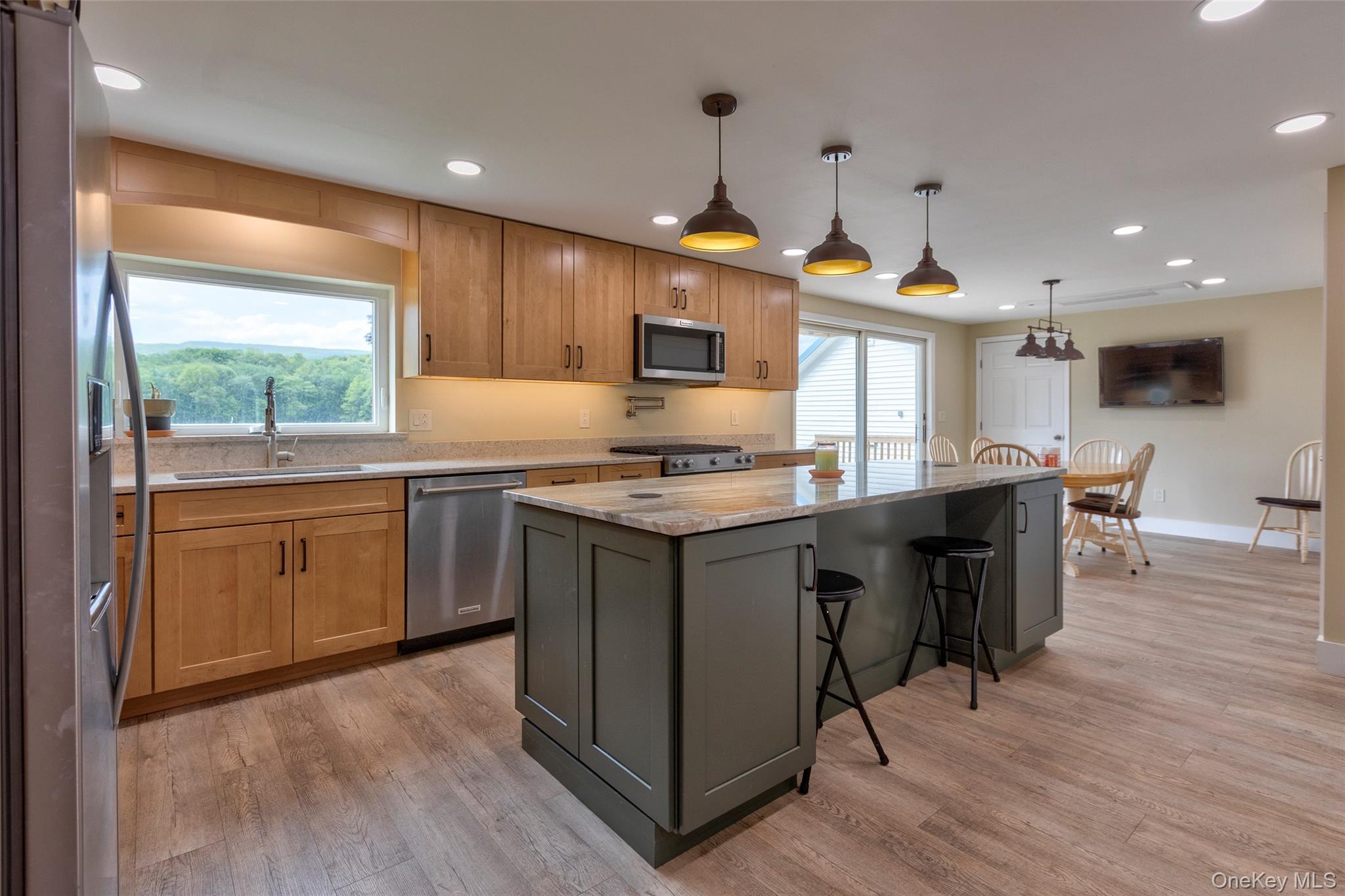 4 Low Road – For Sale photo 24