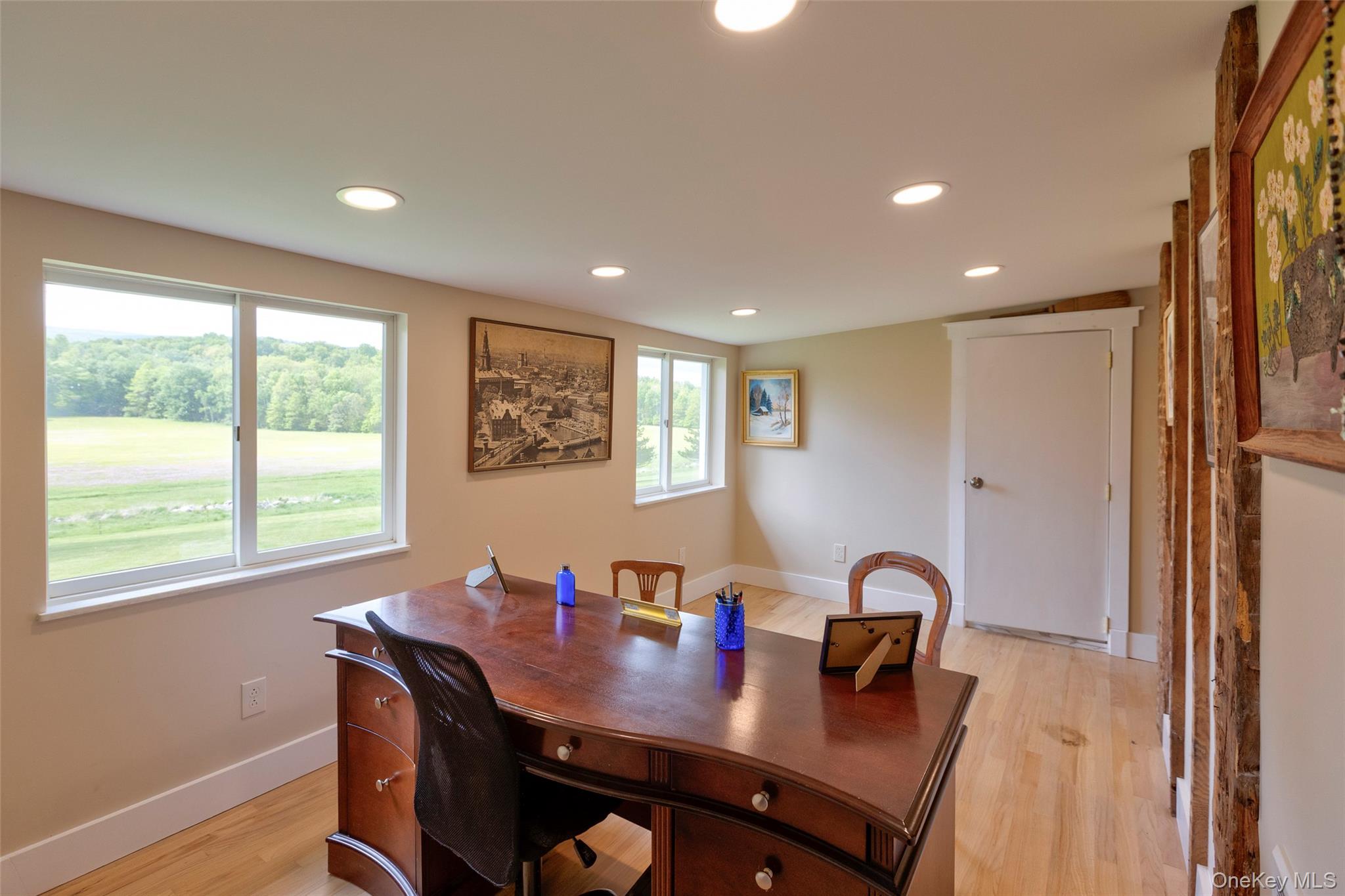 4 Low Road – For Sale photo 15