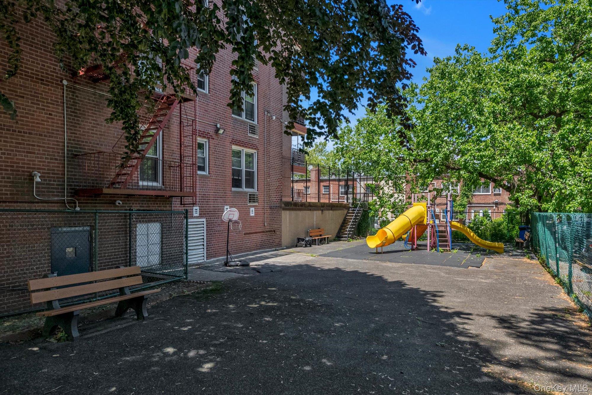 150-15 79 Avenue, Unit 1A photo 20