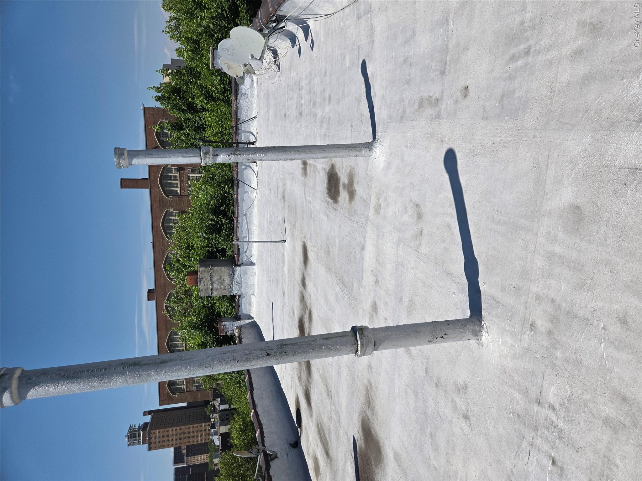 689 & 693 Beck Street – For Sale photo 21