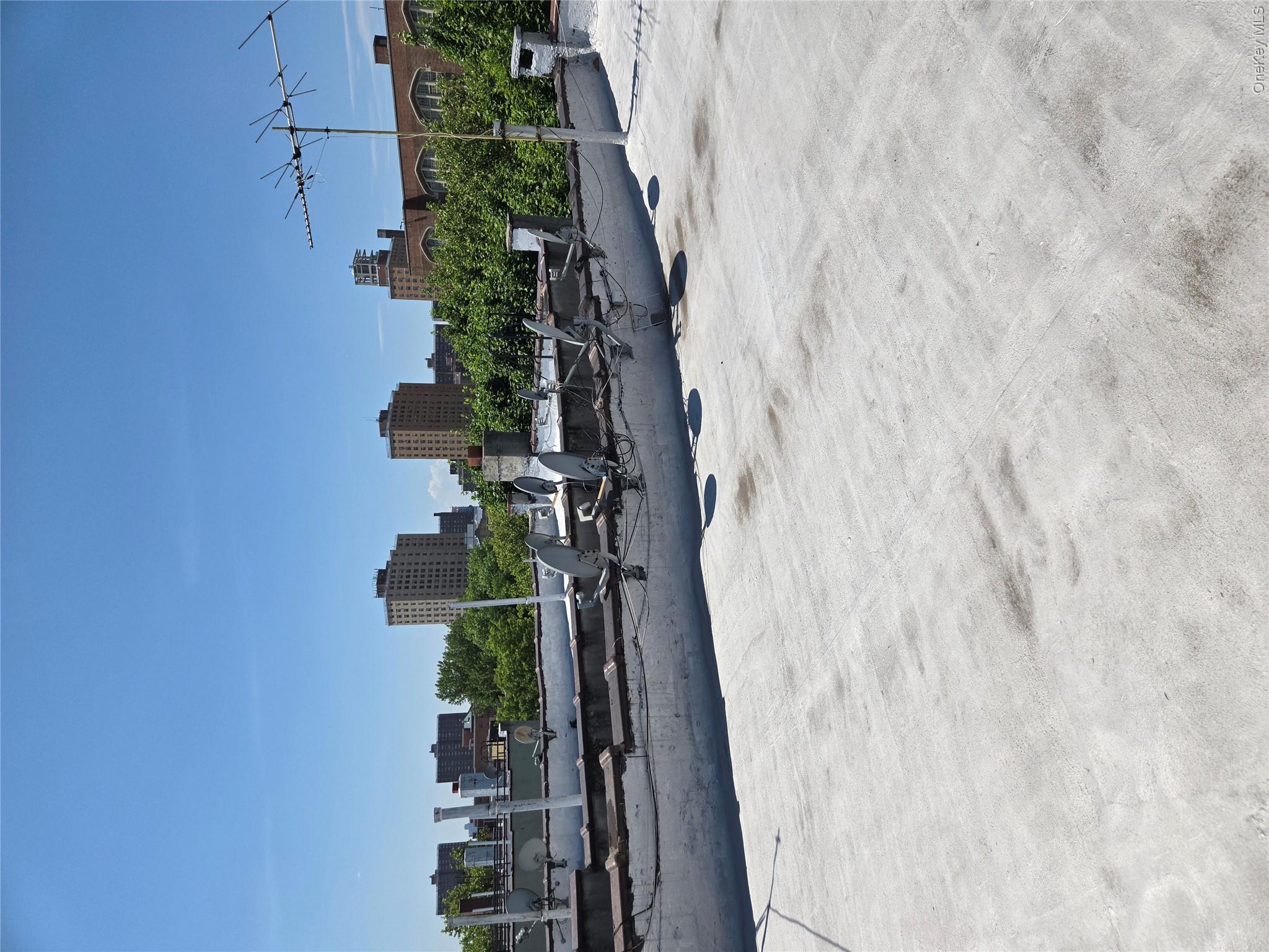 689 & 693 Beck Street – For Sale photo 24