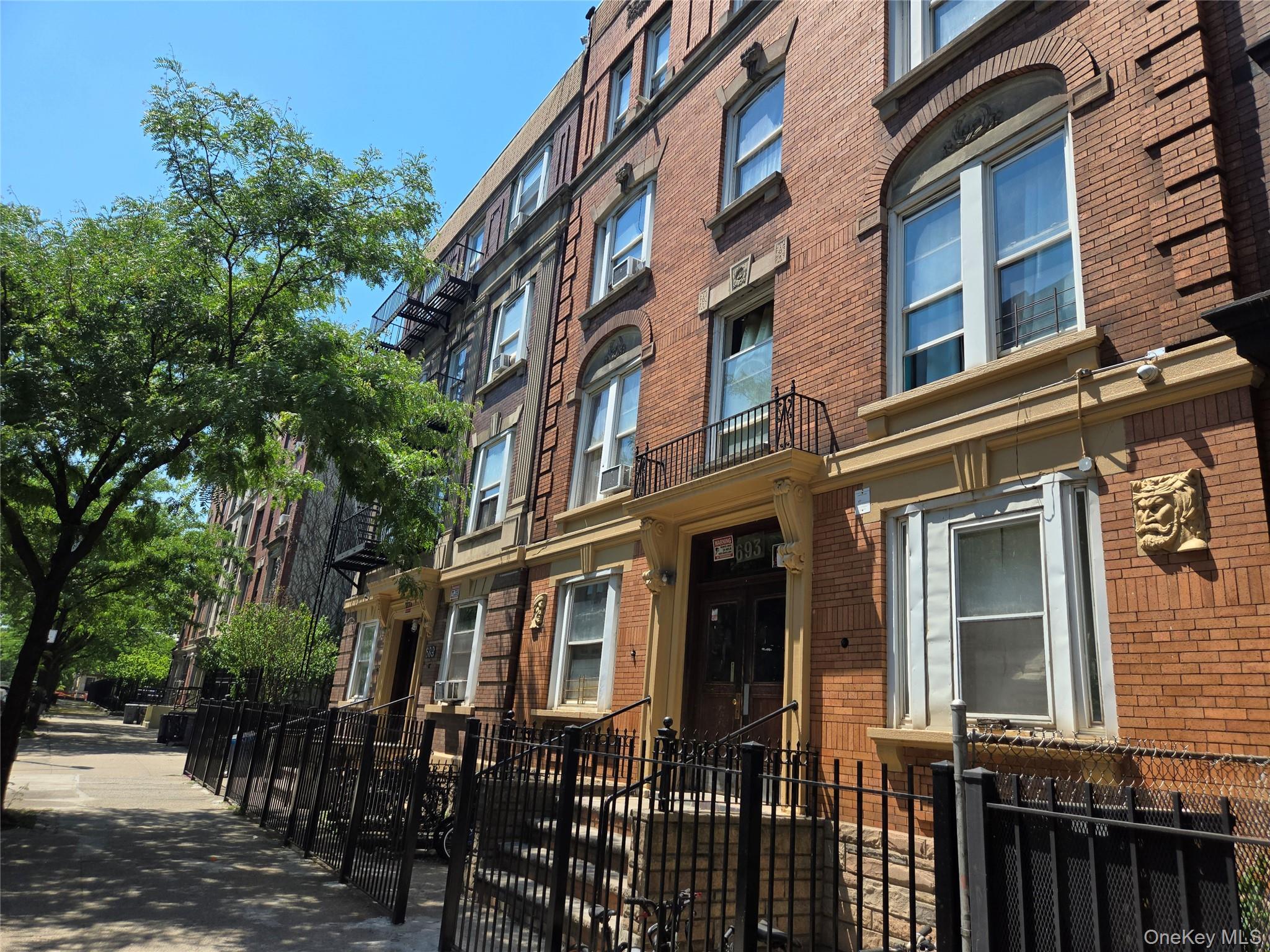 689 & 693 Beck Street – For Sale photo 3