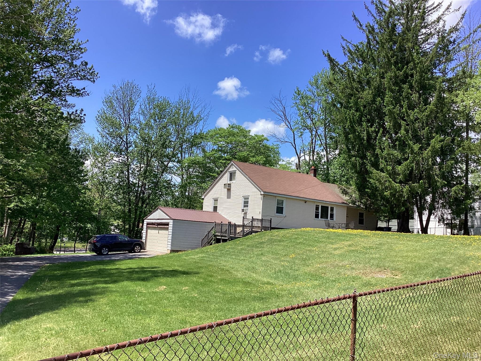229 Pleasant Valley Road – For Sale photo 2