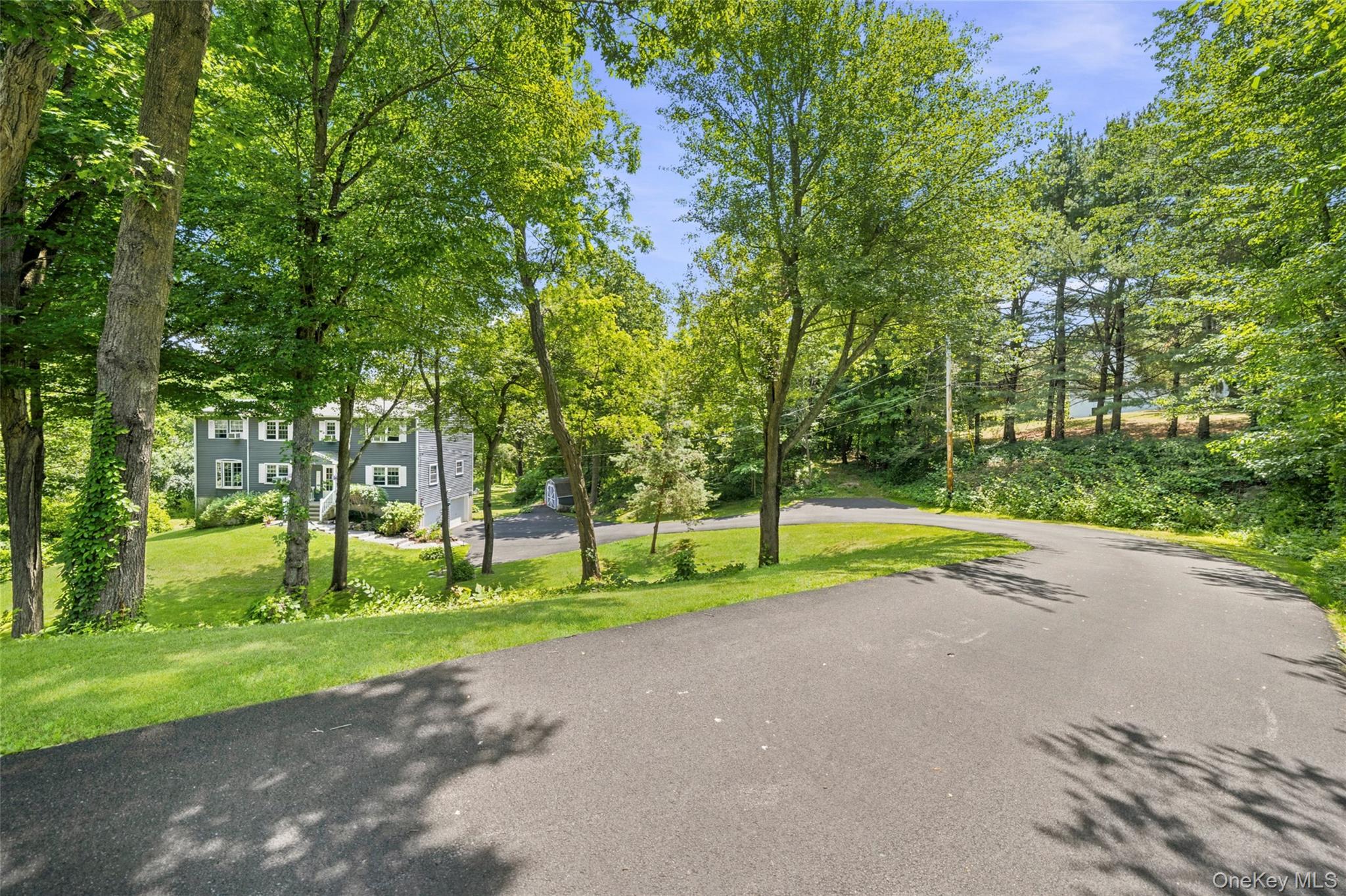 228 W Mombasha Road – For Sale photo 2