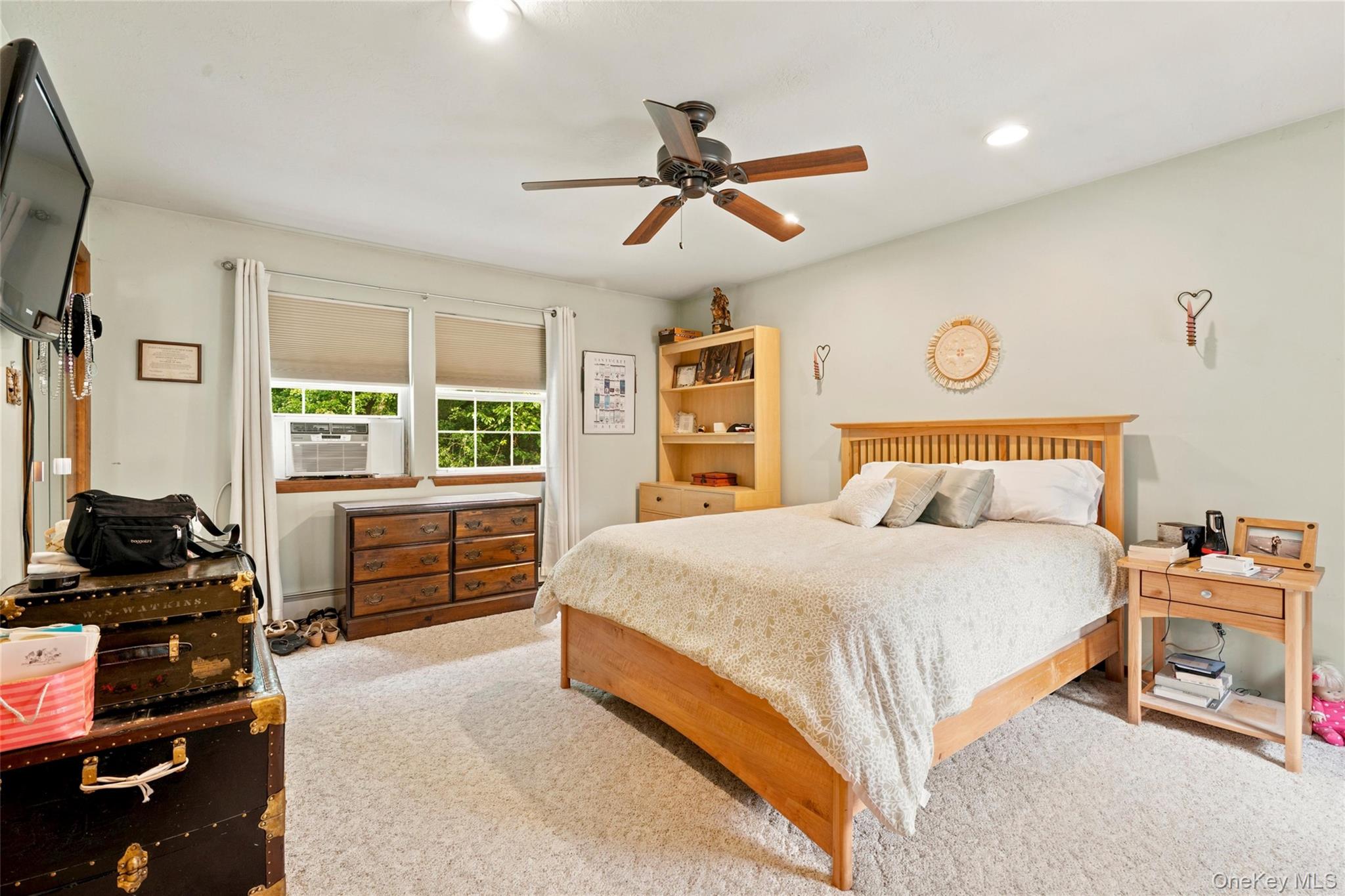228 W Mombasha Road – For Sale photo 23