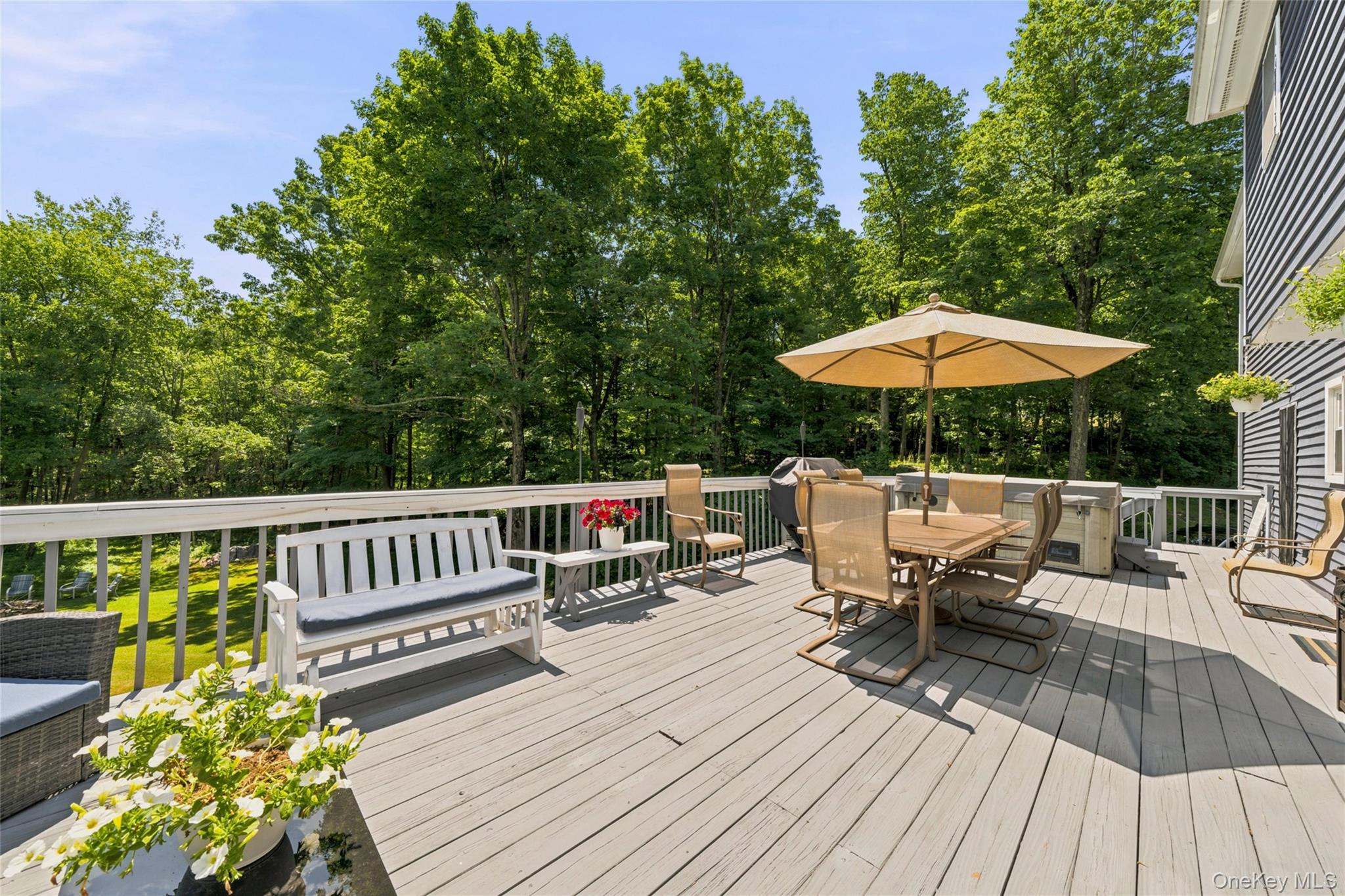228 W Mombasha Road – For Sale photo 39