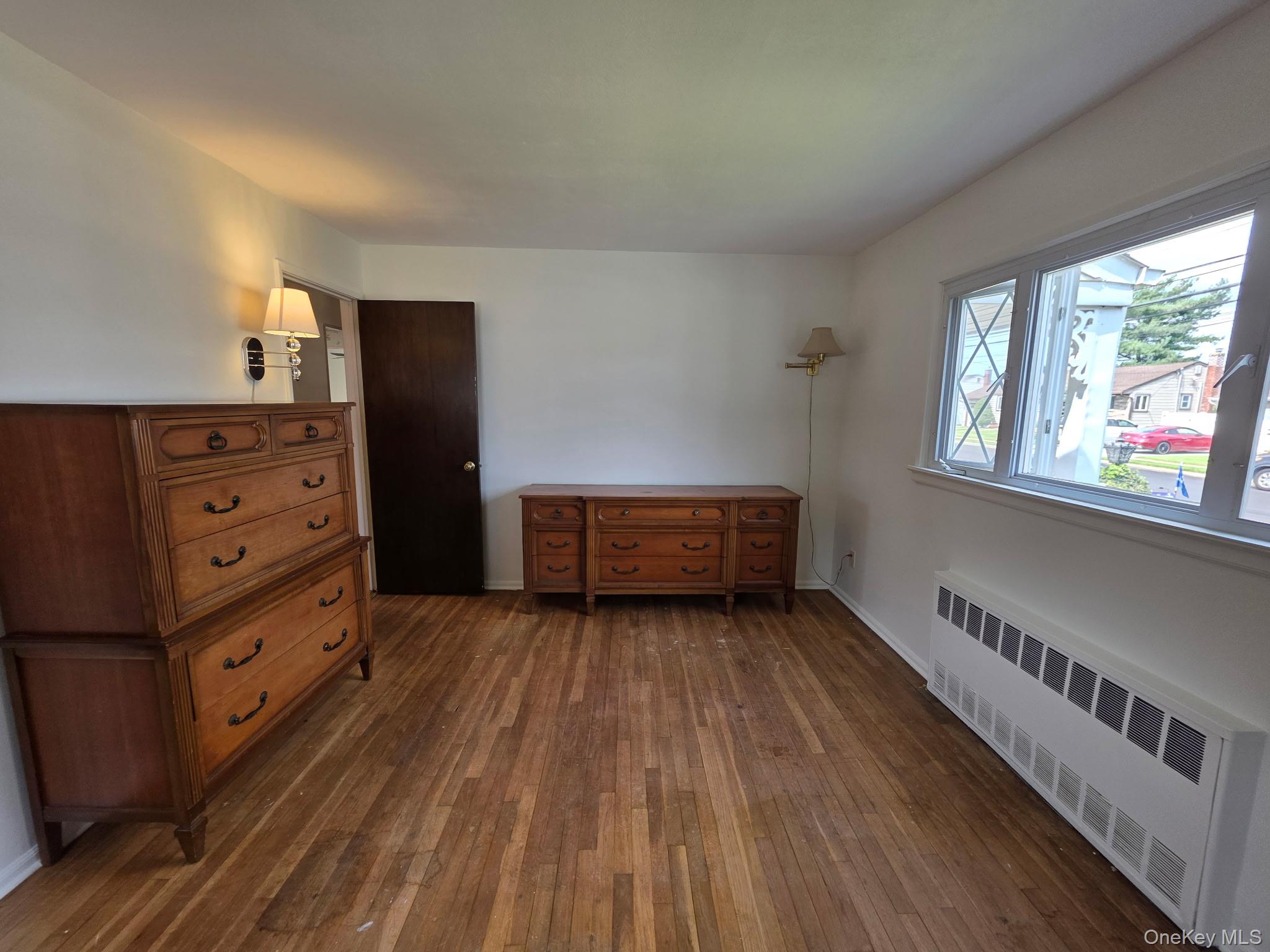 206 N Iowa Avenue – For Sale photo 2