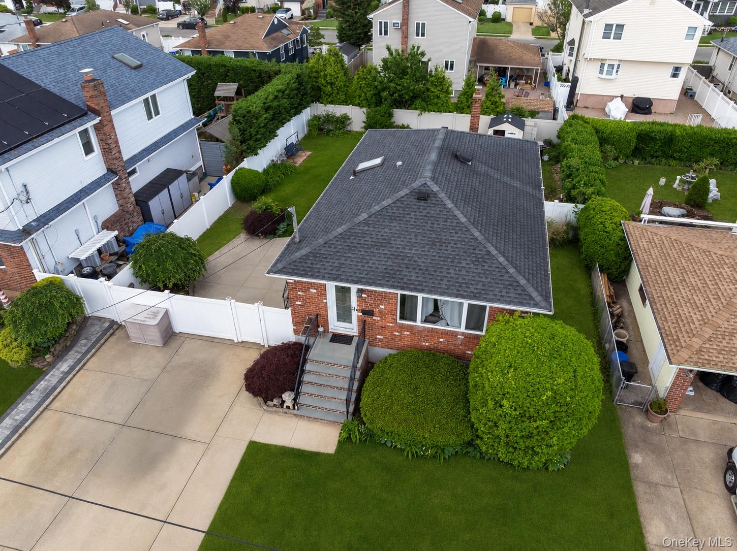 3330 Murdock Avenue – For Sale photo 2