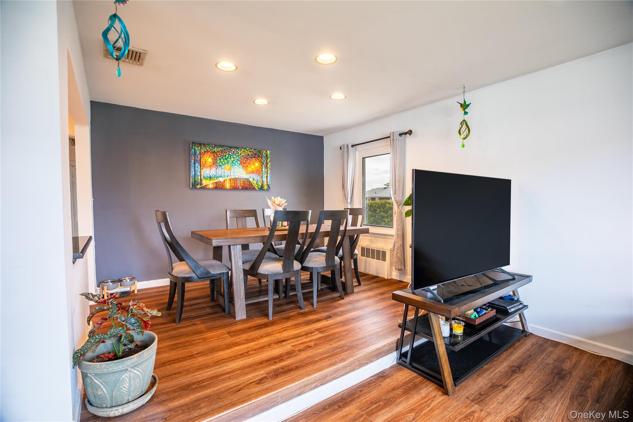 3330 Murdock Avenue – For Sale photo 7