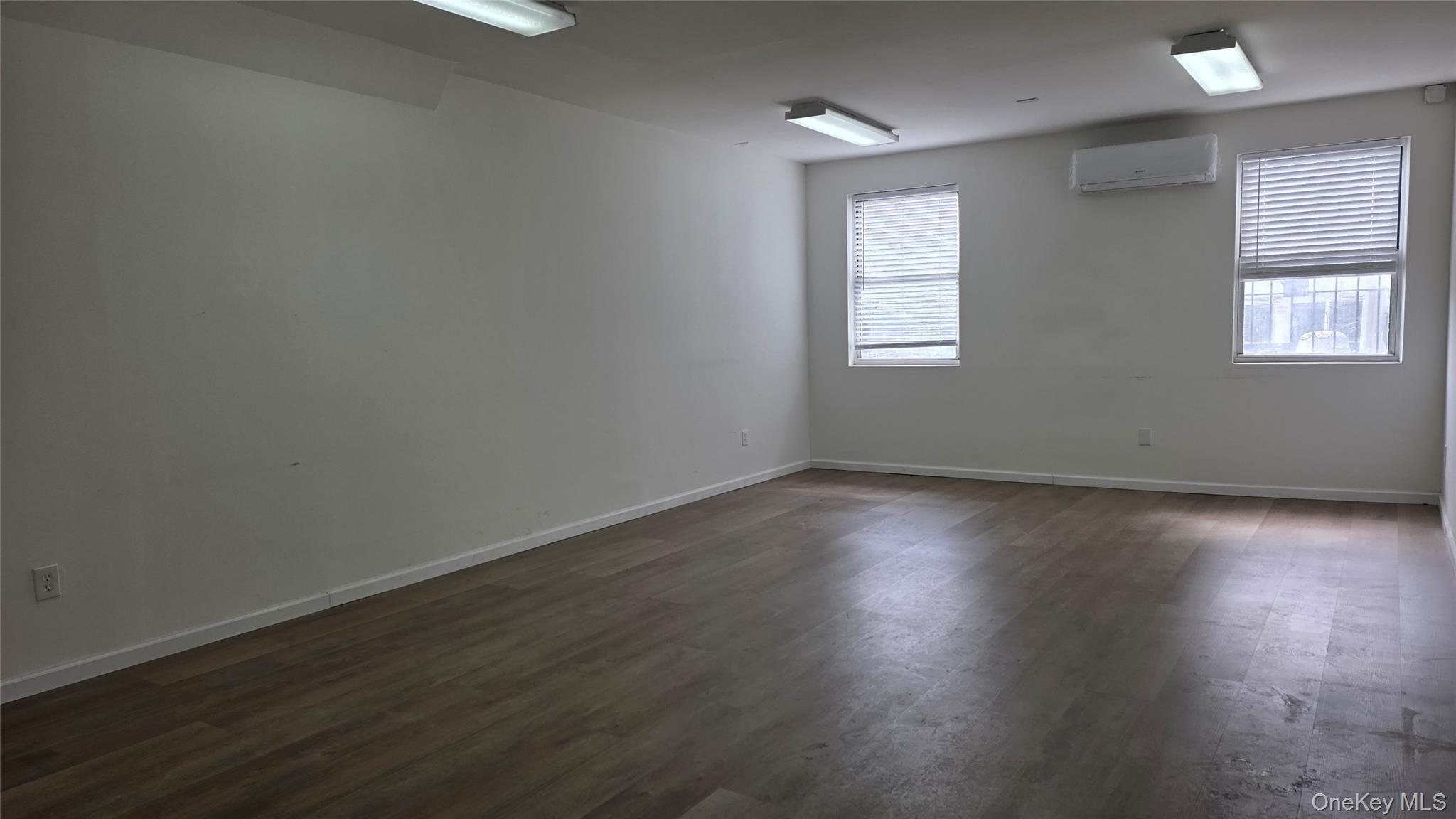 35-12 Farrington Street, Unit #2B photo 2