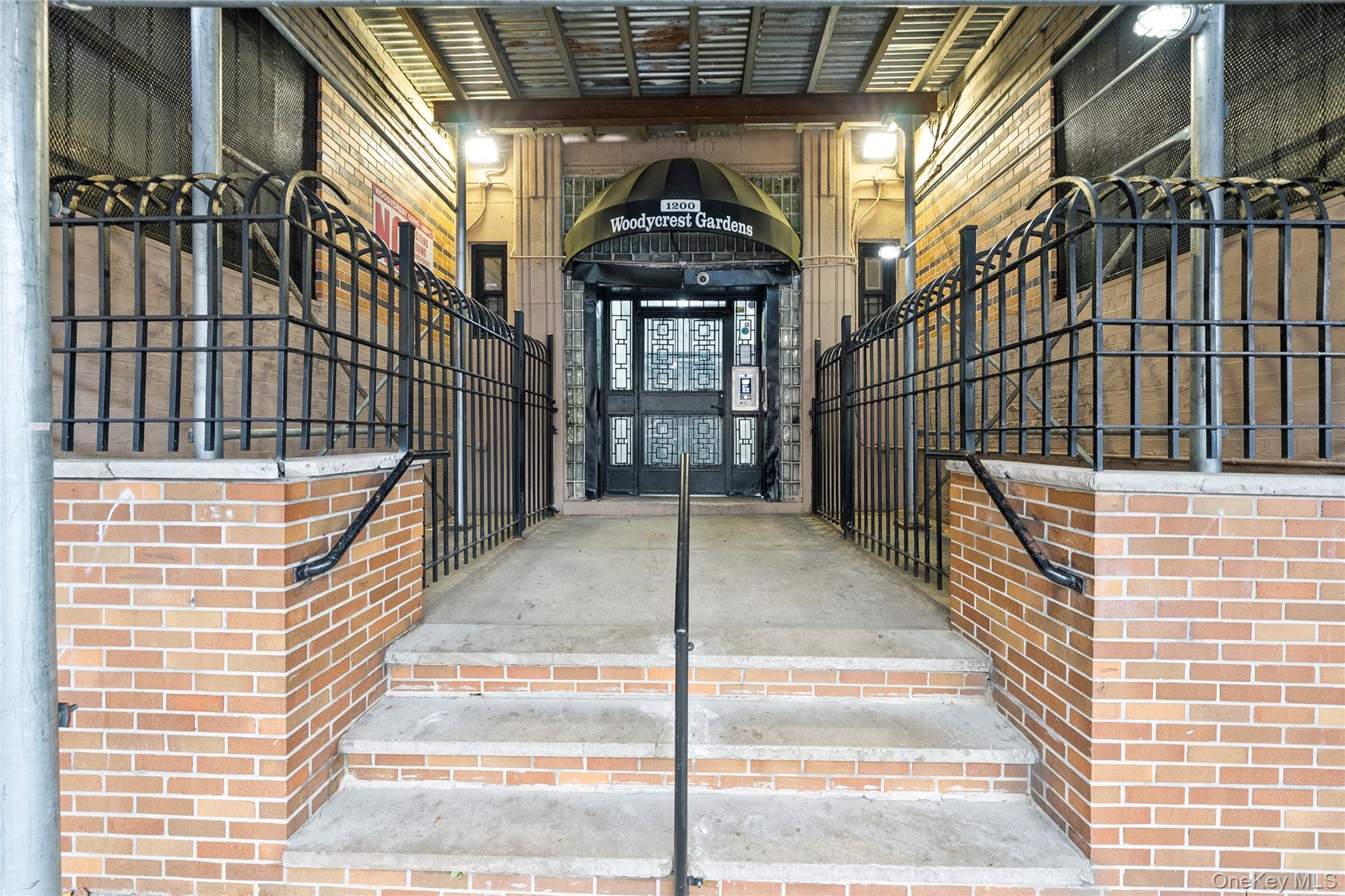 1200 Woodycrest Avenue, Unit 1C photo 12