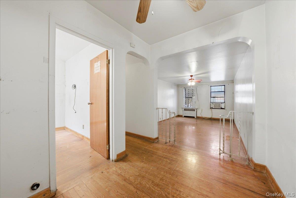 1200 Woodycrest Avenue, Unit 1C photo 4