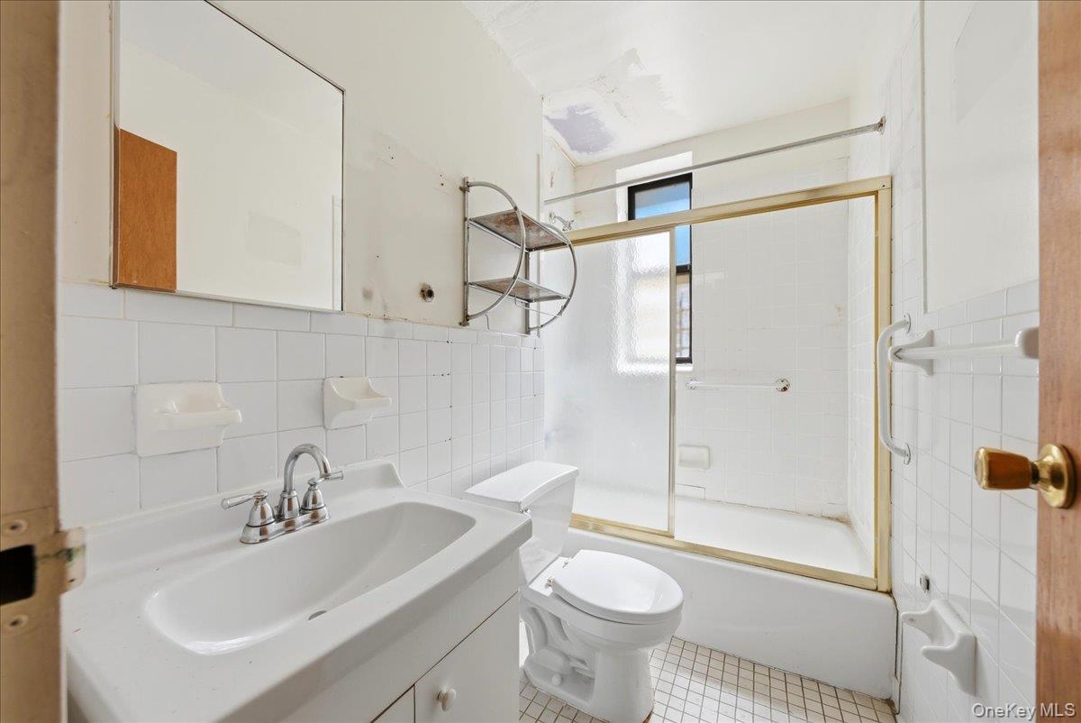 1200 Woodycrest Avenue, Unit 1C photo 10