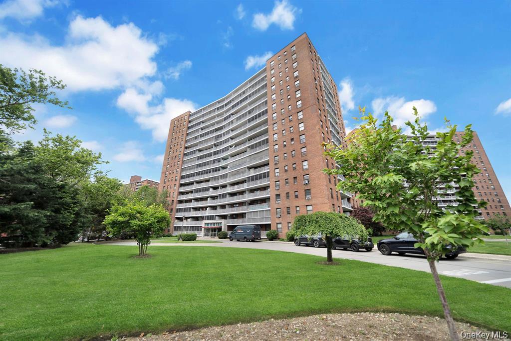 61-15 98th Street, Unit 16H photo 21