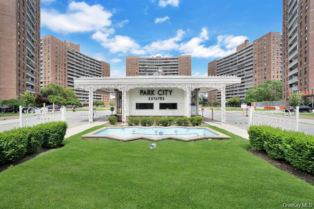 61-15 98th Street, Unit 16H photo 22