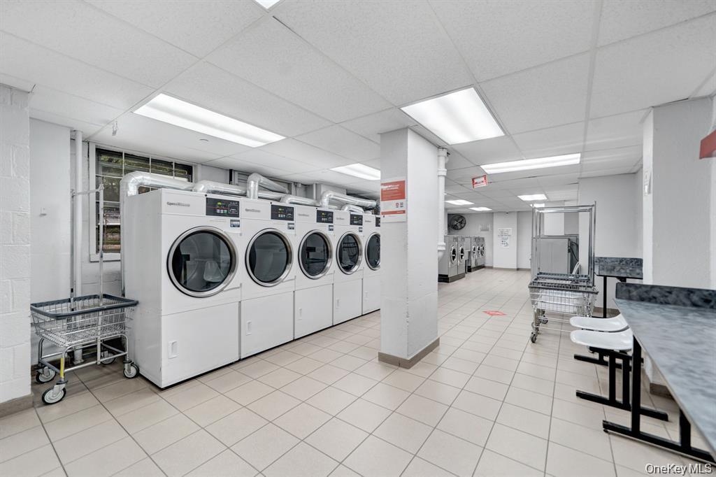 61-15 98th Street, Unit 16H photo 20