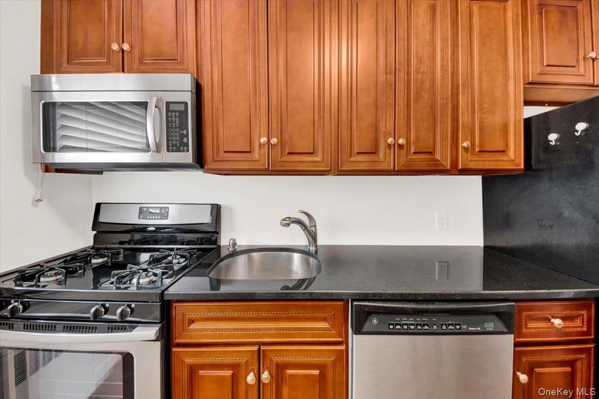 10 South Road, Unit 2F photo 4