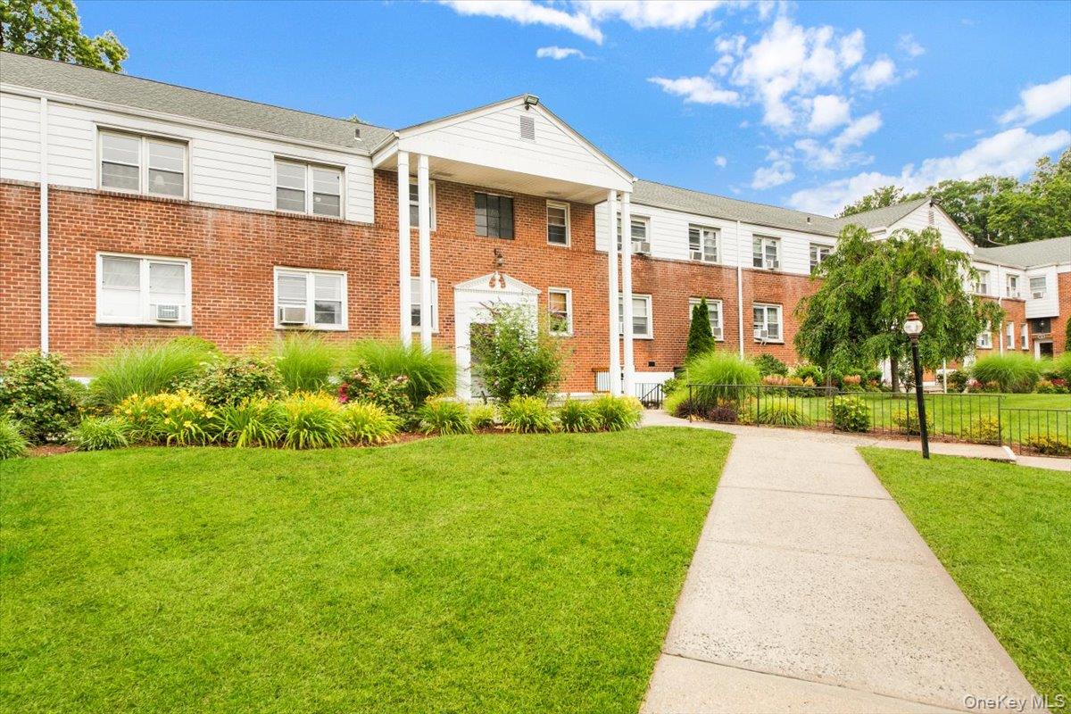 10 South Road, Unit 2F