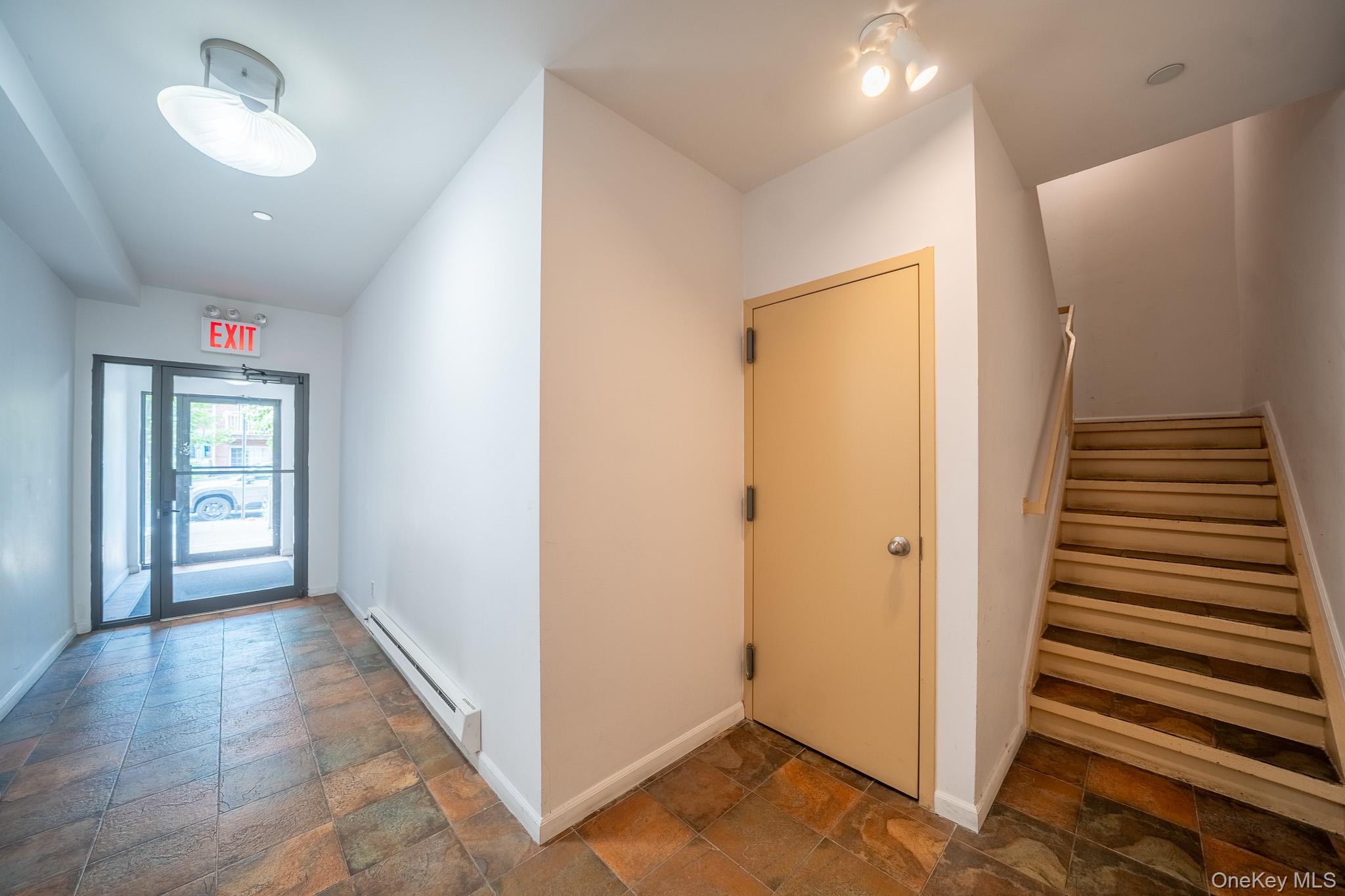 17524 89th Avenue, Unit C photo 4